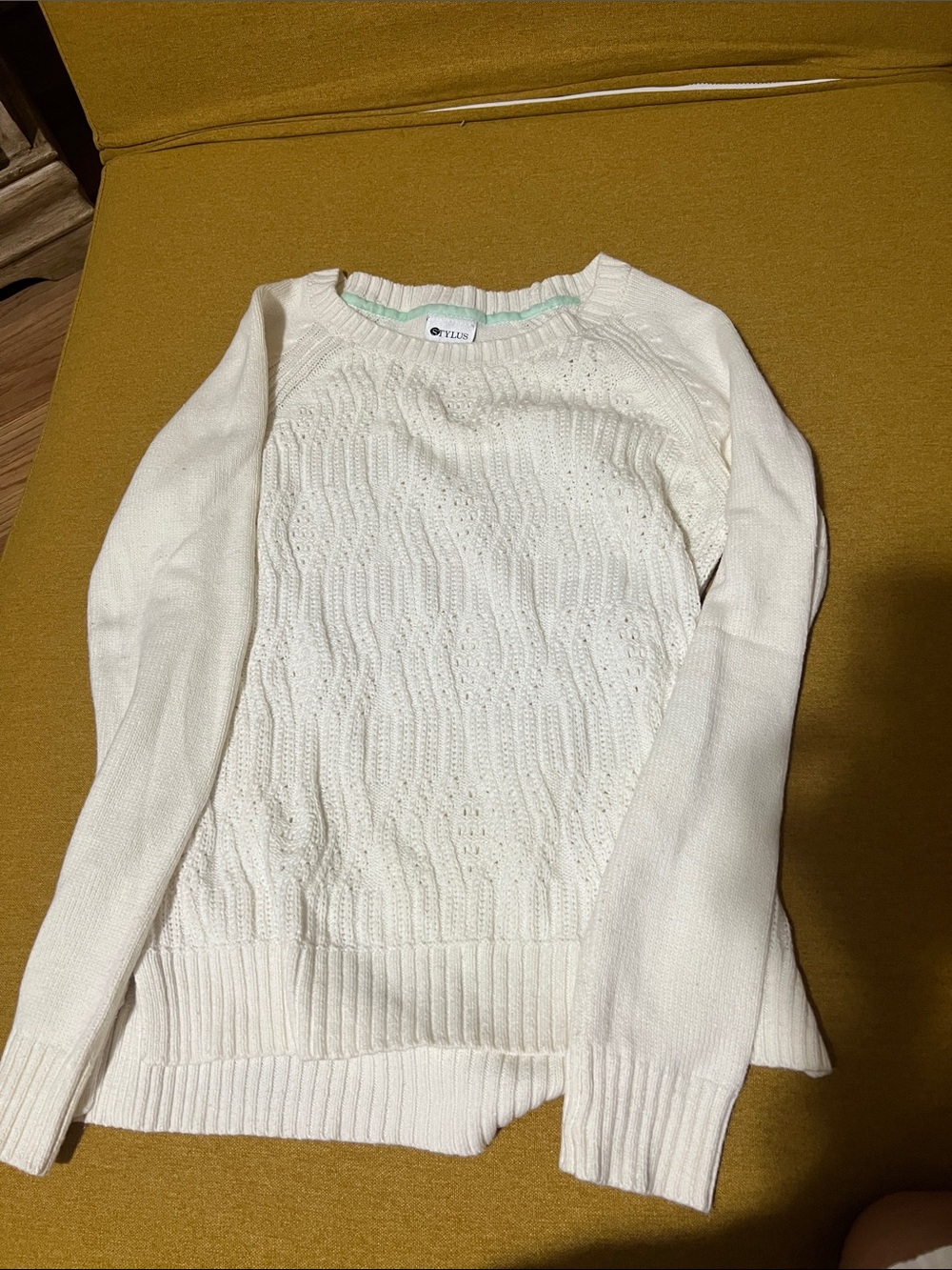 STYLUS White Cable Knit Crewneck Sweater